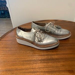 LOEFFLER RANDALL SEXY SILVER TASSLED SHOES-7